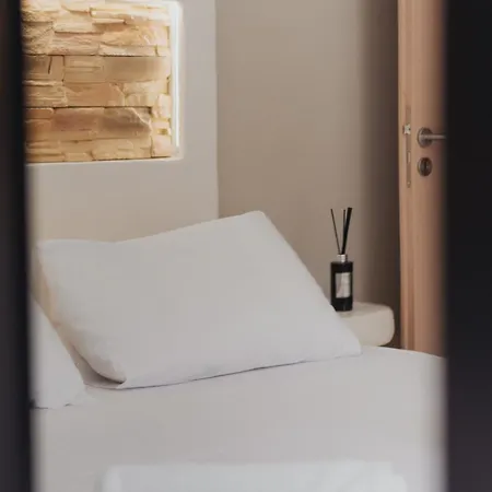 Aquarial * Naxos City